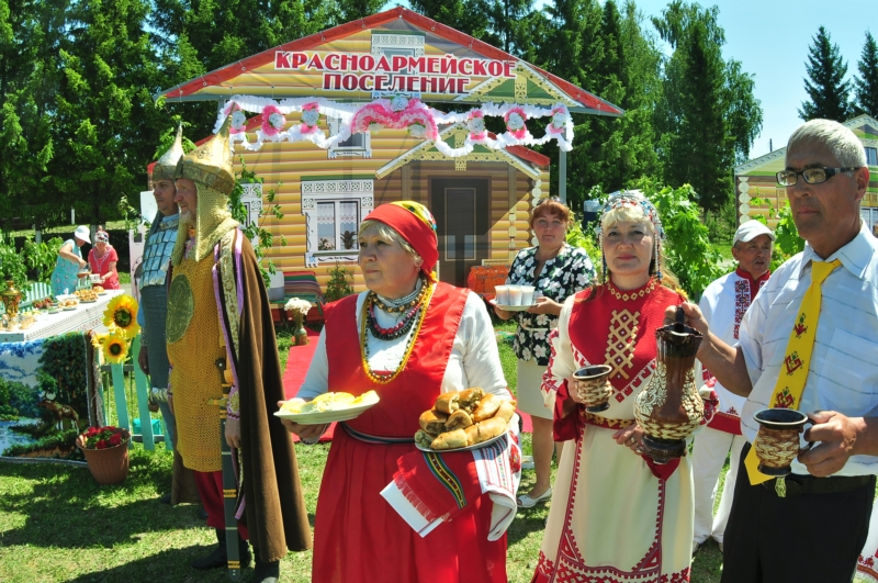 День республики в районах. Красноармейск Чувашия. Красноармейский район Чувашской. Село Красноармейское Чувашия. Сайт Красноармейского района Чувашской Республики.