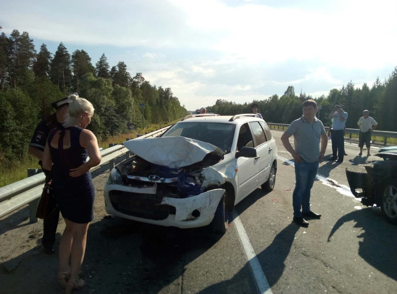 дтп на вятке чувашия. дорога вятка чувашия. дтп на вятке чувашия. авария в чувашии уаз. авария чебоксары сегодня лада гранта.